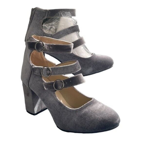Yoki Gray Ankle Boots with Straps - Picture 2 of 8